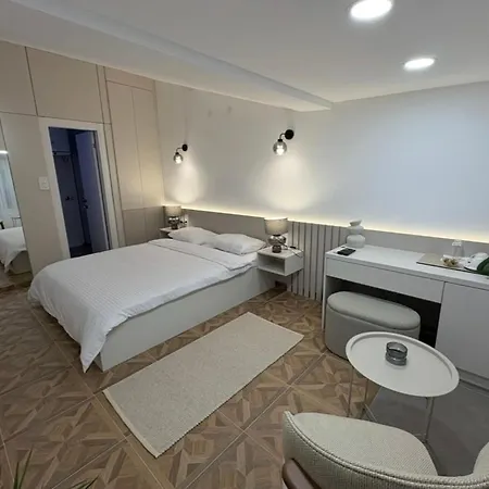 Gymnasium Rooftop Appartement Podgorica